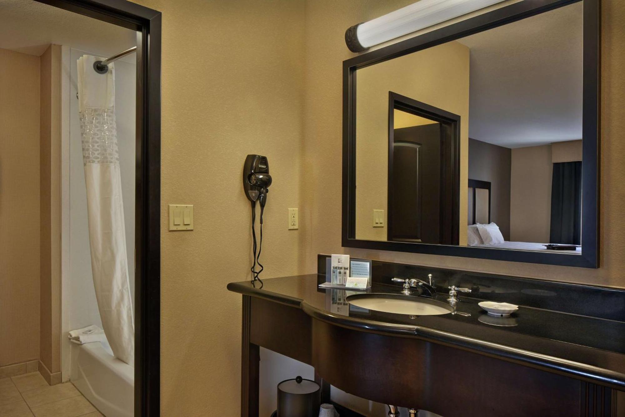 Hampton Inn & Suites Декатур Екстер'єр фото