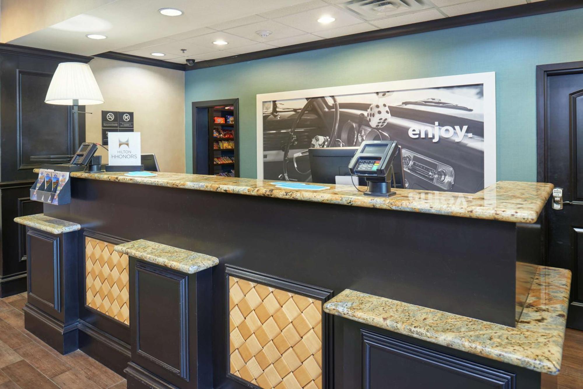 Hampton Inn & Suites Декатур Екстер'єр фото