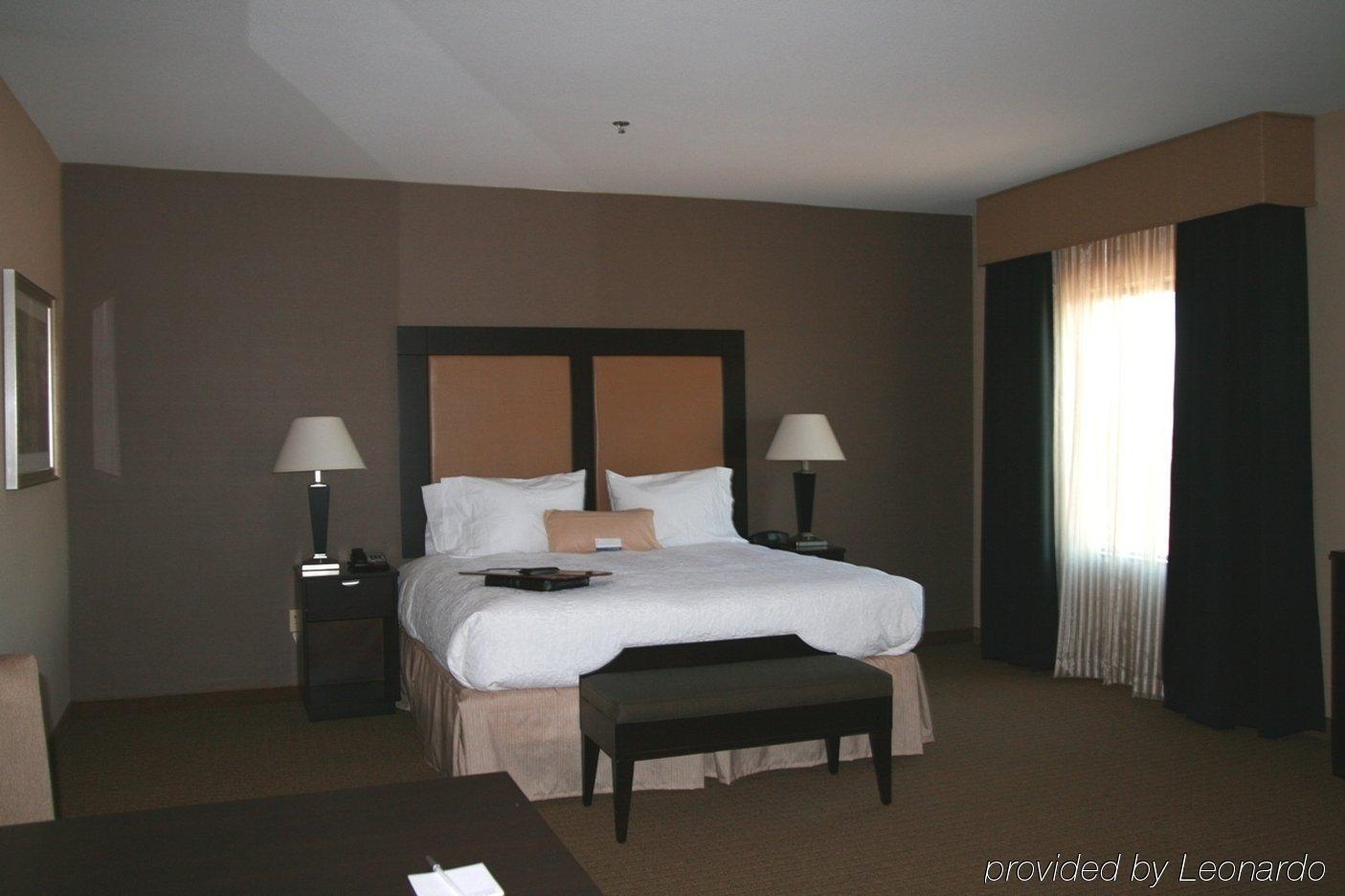 Hampton Inn & Suites Декатур Номер фото